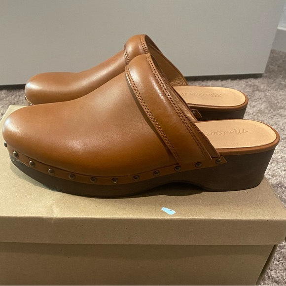 Madewell English Saddle Clogs - Picture 3 of 6